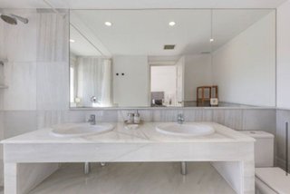 Ático en alquiler en Lomas de Marbella Club en Marbella