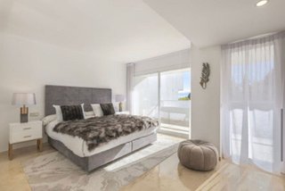 Ático en alquiler en Lomas de Marbella Club en Marbella