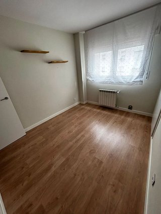 Piso en alquiler en Paseo Constitución - Las Damas en Zaragoza