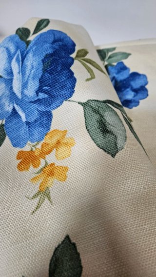 2 Piezas Tela Floral Beige y Azul