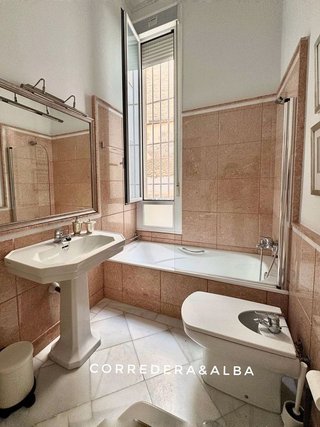 Piso en alquiler en Arenal en Sevilla