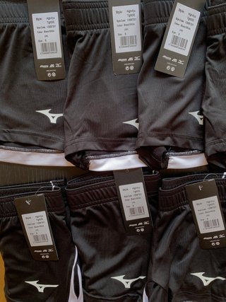 Mallas Mizuno Negras y Blancas