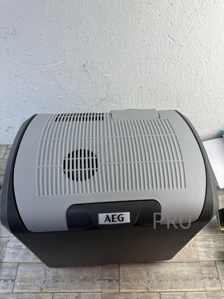 Nevera termoeléctrica AEG