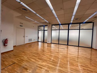 Local comercial en venta en Universidad en Ciudad Real