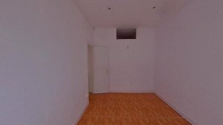 Piso en venta en El Raval en Barcelona