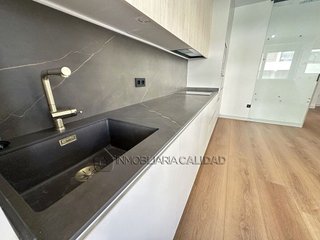 Piso en venta en Plaza España - Villa Pilar - Reyes Católicos - Vadillos en Burgos
