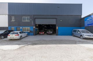 Nave industrial en venta en Plaza de Toros en Atarfe
