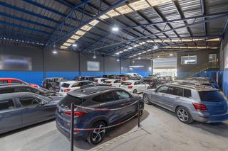 Nave industrial en venta en Plaza de Toros en Atarfe