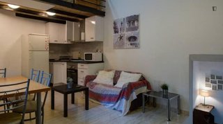 Piso en alquiler en El Turó de la Peira en Barcelona