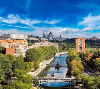 Casa adosada en venta en Espartales en Alcalá de Henares