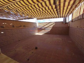 Casa adosada en venta en Andújar