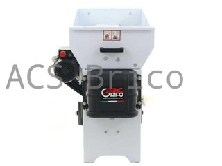 Despalilladora Chapa de Uva con Bomba - 2 HP - 2000 kg/h - 87x50 cm - Grifo
