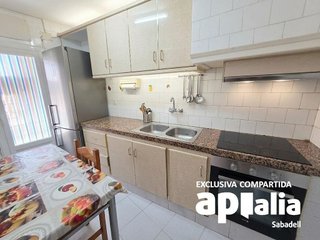 Piso en venta en Creu de Barberà en Sabadell
