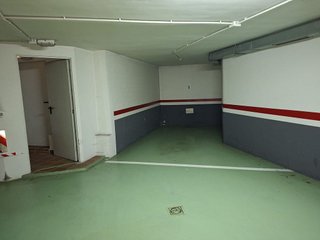 Garaje en venta en Cuatro Caminos - Plaza de la Cubela en Coruña (A)