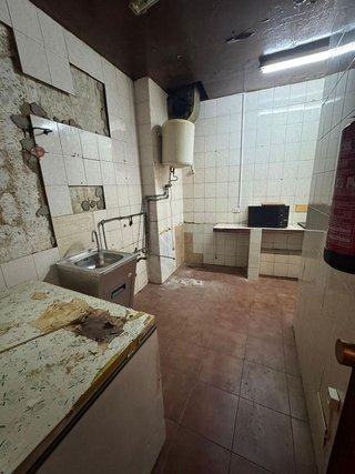 Local comercial en venta en Andújar