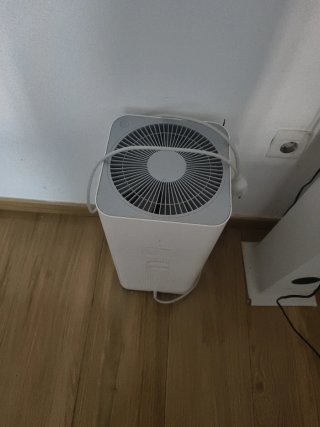 Purificador de aire blanco y gris