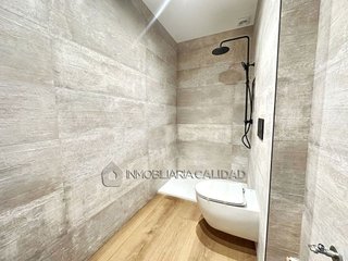 Piso en venta en Plaza España - Villa Pilar - Reyes Católicos - Vadillos en Burgos