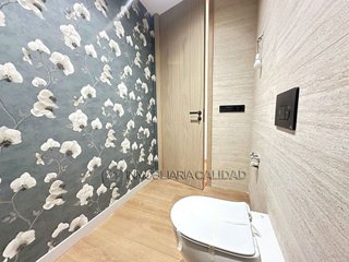 Piso en venta en Plaza España - Villa Pilar - Reyes Católicos - Vadillos en Burgos
