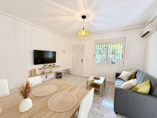 Casa en alquiler en Nueva Torrevieja - Aguas Nuevas en Torrevieja