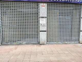 Local comercial en venta en Reyes Católicos en Alcalá de Henares