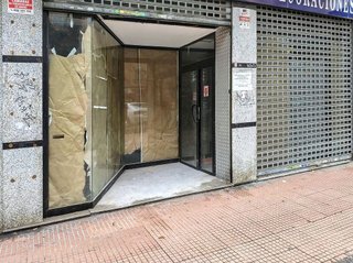 Local comercial en venta en Reyes Católicos en Alcalá de Henares