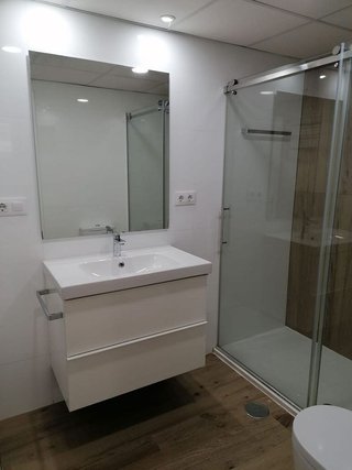 Piso en alquiler en Pedro Salvador - Las Palmeritas en Sevilla