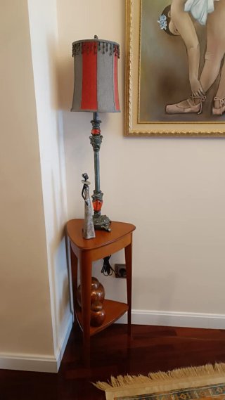 Mesa auxiliar rincón madera