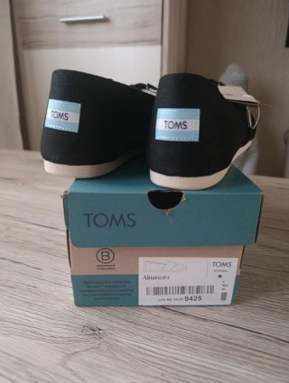 TOMS alpargatas negras de algodón reciclado