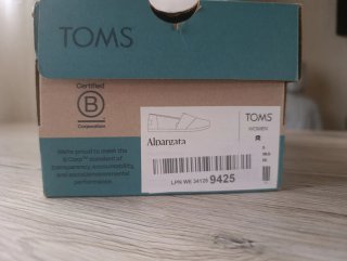 TOMS alpargatas negras de algodón reciclado