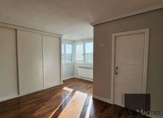 Piso en alquiler en Peñagrande en Madrid