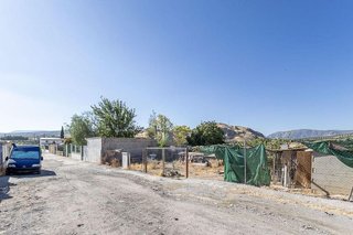 Terreno en venta en Pinos Puente