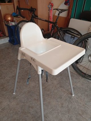 Trona bebé IKEA