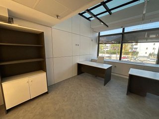 Oficina en alquiler en La Carolina-Guadalpín en Marbella