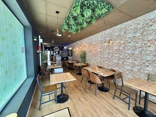 Local comercial en venta en Paseo Marítimo de Levante en Vélez-Málaga