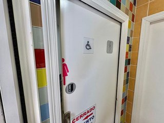 Local comercial en venta en Paseo Marítimo de Levante en Vélez-Málaga