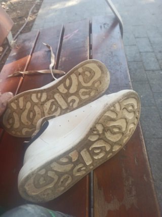 Zapatillas Alexander McQueen Blancas y Negras