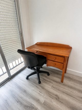 Escritorio madera + silla estudio