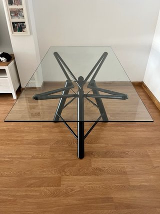 Mesa de comedor cristal diseño moderno