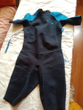 Neopreno niño manga corta talla 14 años