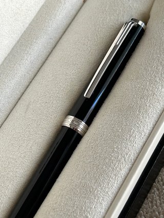 Bolígrafo Mont Blanc Pix