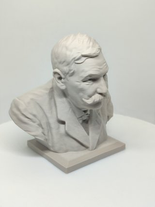 Busto Benito Pérez Galdós in plastica
