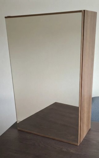Mueble de baño con espejo