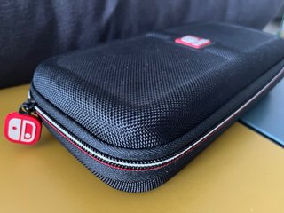 Nintendo Switch + Accesorios Azul/Rojo
