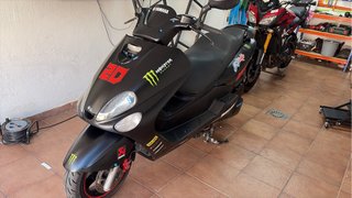 Yamaha Majesty 125 Negra