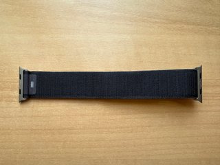 Apple Watch ULTRA 49mm. Black Alpine Loop L