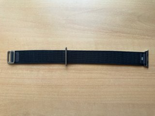 Apple Watch ULTRA 49mm. Black Alpine Loop L