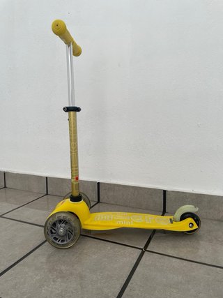Patinete Micro Mini Amarillo