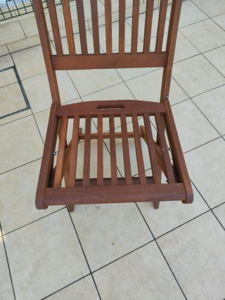 Sedia da giardino in legno pieghevole
