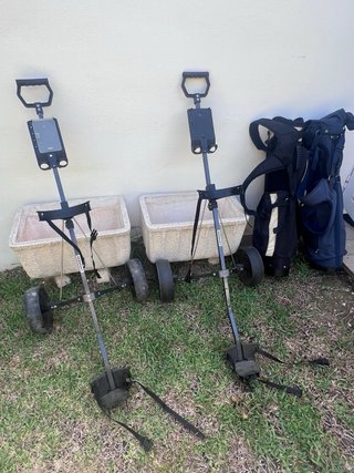 Carros de golf - Bolsas de golf - palos de golf