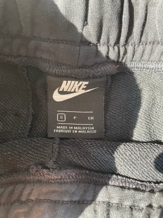 Pantaloncini Nike logo neri e bianchi
